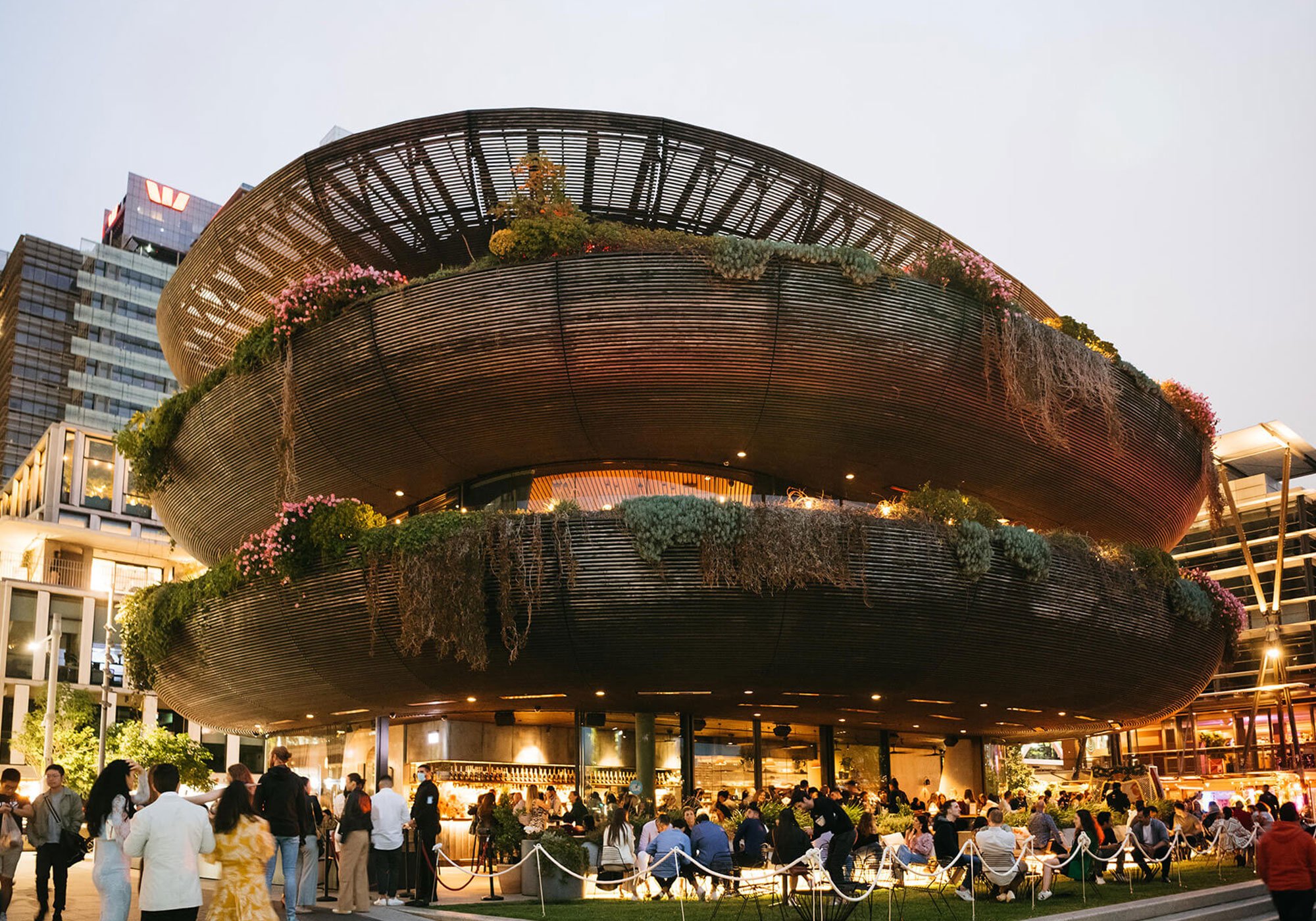 AUS-CIS-438-LP-SYD-Body-2000x1400px