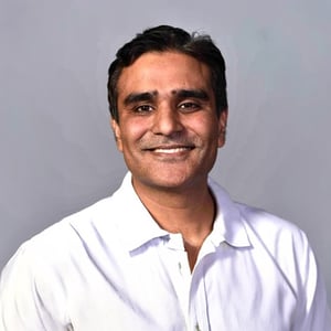 a portrait of Vivek Tao